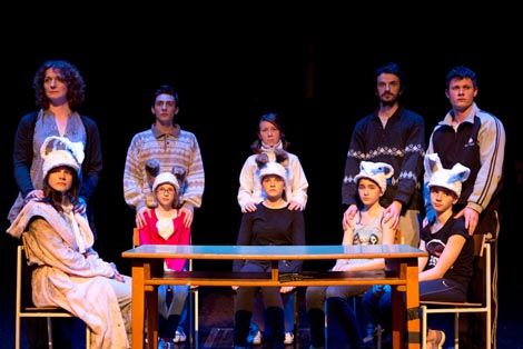 HKD Teatar, Rijeka: Oliver Frljić, Aleksandra Zec, red. Oliver Frljić