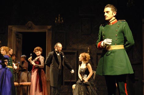 Hrvatsko narodno kazalište u Osijeku: Lav Nikolajevič Tolstoj, Ana Karenjina, red. Dora Ruždjak Podolski