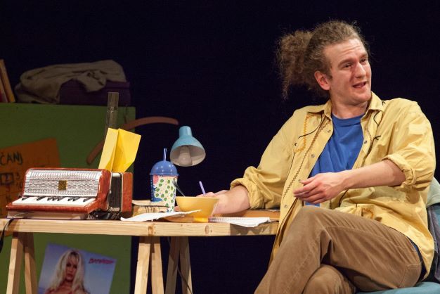 Dječje kazalište Branka Mihaljevića u Osijeku i Kazalište Oberon: Damir Mađarić, <em>Anton Žic, baba i harmonika</em>, red. Damir Mađarić