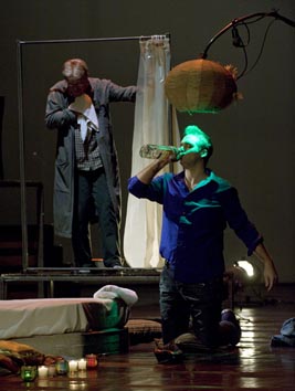 Hrvatsko narodno kazalište u Varaždinu: Roland Schimmelpfennig, Arapska noć, red. Dubravko Torjanac, foto: Darko Gorenak