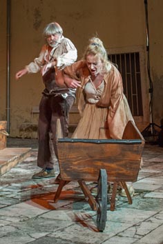 Hrvatsko narodno kazalište Zadar, Bepo i Marijeta (prema motivima Roka i Cicibele Miljenka Smoje), red. Nina Kleflin, foto: Željko Karavida