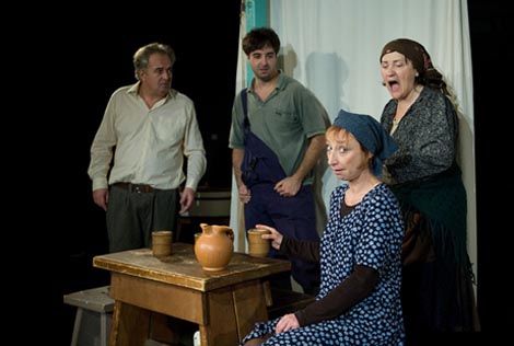 Scena Zvonimir Rogoz Hrvatskog narodnog kazališta u Varaždinu: Bogi Ivač znova (prema motivima srednjevjekovnih francuskih farsi nepoznata autora), red. Ljubomir Kerekeš