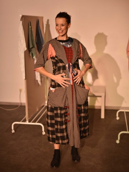 Kazališna družina Tragači i udruga K-zona:<em>Dnevnik supermame</em>, red. Frana Marija Vulić Vranković