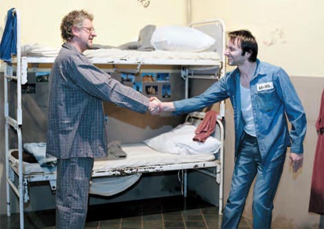 Gostovanje: Hrvatsko kazalište Pečuh, Fadil Hadžić, Državni lopov, red. Stipan Filaković