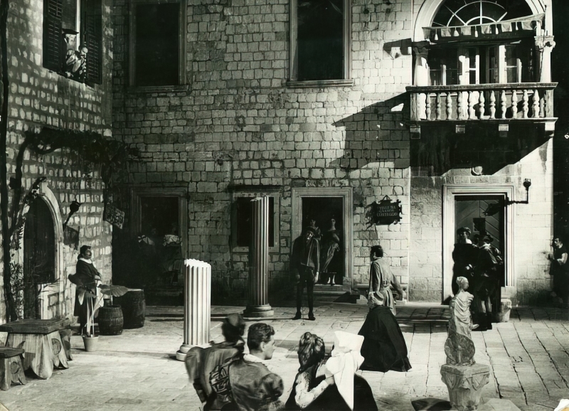 Marin Držić, <em>Dundo Maroje</em>, red. Kosta Spajić, Dubrovačke ljetne igre, 1967.