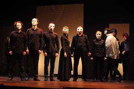 Satiričko kazalište Kerempuh, Zagreb: Janusz Głowacki, Fortinbras se napio, red. Vjeran Zuppa