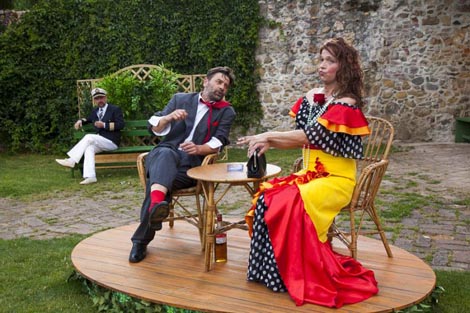 Glumačka družina Histrion, Zagreb: Nino Škrabe, Francekova teta, red. Georgij Paro