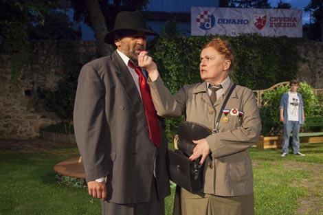 Glumačka družina Histrion, Zagreb: Nino Škrabe, Francekova teta, red. Georgij Paro