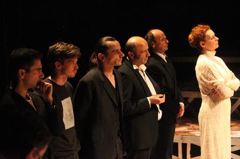 Zagrebačko kazalište mladih: William Shakespeare, Hamlet, red. Oliver Frljić