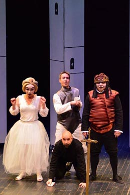 Kazalište lutaka Zadar i Kazalište Virovitica: Ana Prolić, Hamletova istina, red. Dražen Ferenčina