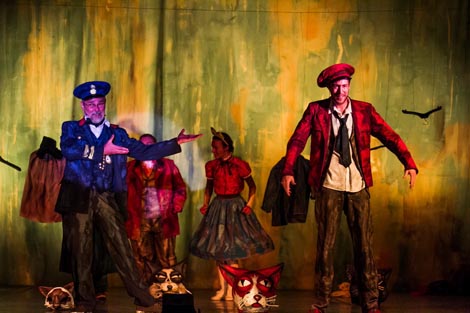 Osječko ljeto kulture: Dječje kazalište Branka Mihaljevića, Osijek: Jamesove mačke, red. Nikola Zavišić, foto: Marin Franov, ljetokulture.osijek.hr