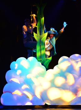 Gradsko kazalište Žar ptica, Zagreb: Marijana Nola (prema istoimenoj engleskoj bajci Josepha Jacobsa), Janko i čarobni grah, red. Helena Petković, foto: © Novković