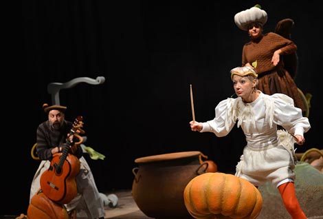 Kazalište lutaka Zadar: Helen Cooper – Ana Prolić, Juha od bundeve, reg. Ana Prolić