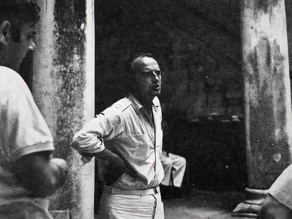 Kosta Spaić na probama predstave <em>Allons enfants!</em> Iva Vojnovića, Knežev dvor, Dubrovačke ljetne igra, 1971.