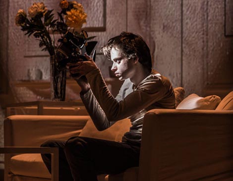 Cheek by Jowl, Velika Britanija, Alfred Jarry, Kralj Ubu (Ubu Roi), red. Declan Donnellan