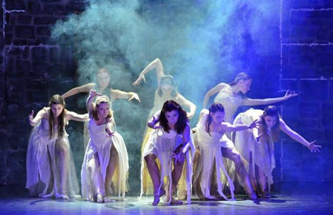 Zagrebačko gradsko kazalište Komedija, Studio Kubus, Zagreb, Plesna udruga RI Dance, Rijeka: Andrea Kopri Lončarić i Dean Kopri, Legenda Ružice grada, red. Robert Bošković