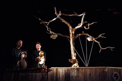 Dječje kazalište Dubrava, Zagreb, i Gledališče Glej, Ljubljana: Luda šuma (prema motivima basni Sergeja Kozlova), red. Peter Kus