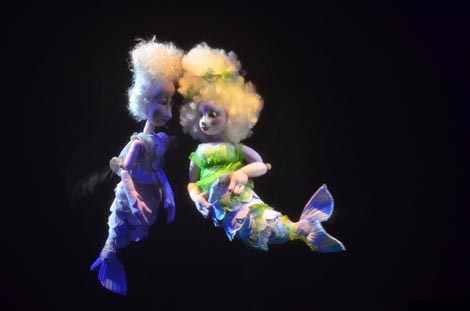 Zagrebačko kazalište lutaka: Sanja Nikčević, Mala sirena sa sretnim završetkom, red. Joško Juvančić