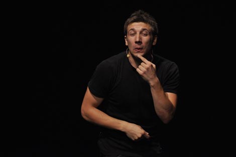 Istarsko narodno kazalište – Gradsko kazalište Pula: Dario Fo, Mistero Buffo,  red. Valter Roša