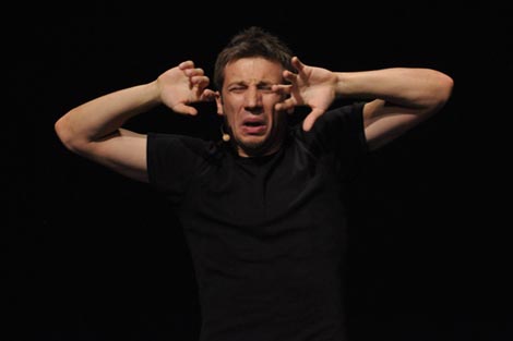 Istarsko narodno kazalište – Gradsko kazalište Pula: Dario Fo, Mistero Buffo,  red. Valter Roša