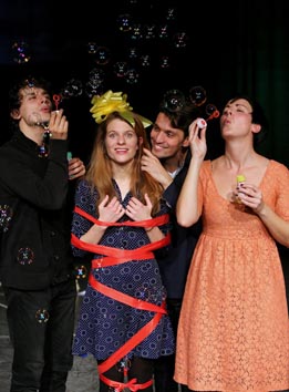 Teatar Rugantino, Kotar teatar i Akademija dramske umjetnosti: Moja nuklearna ljubav (po motivima priča s Forum.hr, autora pod pseudonimima Krflnk, Nisamtoja i Pbeatz), red. Olja Lozica