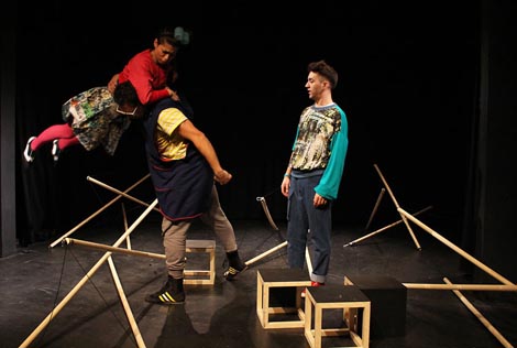 Kazalište Mala scena, Zagreb, u suradnji s Umjetničkim kolektivom Skroz, Zagreb: Kristina Gavran: Ne, ti ne! Ili o drukčijatosti, red. Nora Krstulović