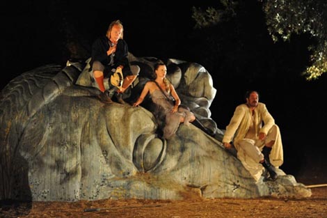 Kazalište Ulysses, Brijuni; Gradsko dramsko kazalište Gavella, Zagreb; Srpsko narodno pozorište, Novi Sad; Slovensko narodno gledališče, Maribor; Atelje 212, Beograd; Festival Sterijino pozorje, Novi Sad; Teatar navigator, Skopje: Goran Stefanovski, Odisej, red. Aleksandar Popovski 