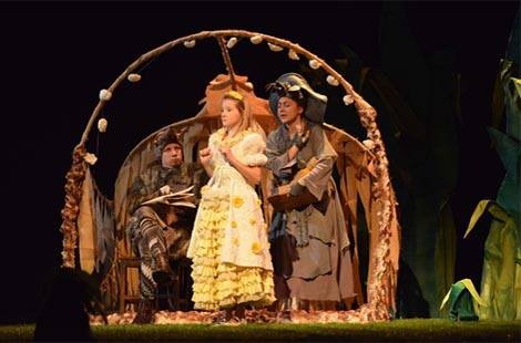 Istarsko narodno kazalište – Gradsko kazalište Pula: Hans Christian Andersen, Palčica, red. Andrea Gotovina, foto: Sasa Miljević