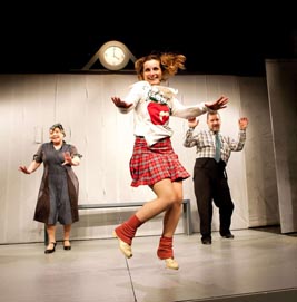 Gradsko kazalište lutaka Rijeka: Magdalena Lupi Alvir (prema braći Grimm i Charlesu Perraultu), Pepeljuga, red. Mojca Horvat