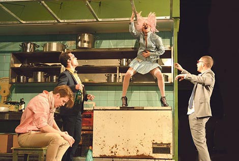 Pozorište Atelje 212, Beograd: Ivan Viripaev, Pijani, red. Boris Liješević