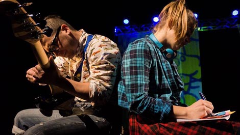 Teatar Exit, Zagreb, Kazališna družina Pinklec, Čakovec i Teatar Poco Loco, Zagreb: Milena Bogavac, Pola-pola, red. Renata Carola Gatica