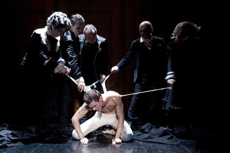 Scena 55, Hrvatsko narodno kazalište Split: Franz Kafka, Preobrazba, red. Ivan Plazibat