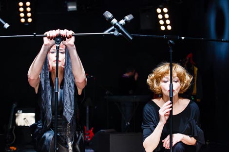 Umjetnička organizacija Skroz, Zagreb, Zagrebačko kazalište mladih, HDS ZAMP: Maja Sviben, Nora Krstulović, Vedran Peternel, Priroda i društvo, red. Nora Krstulović