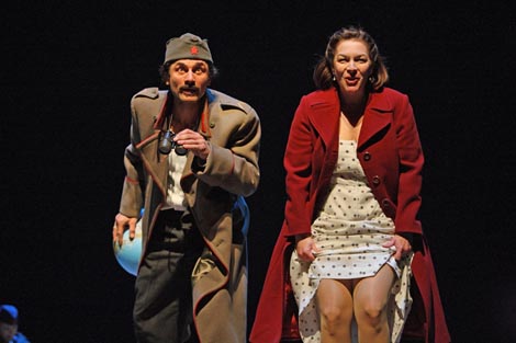 Gradsko dramsko kazalište Gavela, Zagreb: Dubravko Mihanović, Prolazi sve, red. Oliver Frljić