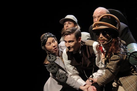 Hrvatsko narodno kazalište Ivana pl. Zajca, Rijeka: Jules Verne, Put oko svijeta u 80 dana, red. Matjaž Pograjc