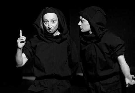 Scena Zvonimir Rogoz Hrvatskog narodnog kazališta u Varaždinu: Vesna Kosec-Torjanac, Ruke po Ranku, red. Dubravko Torjanac