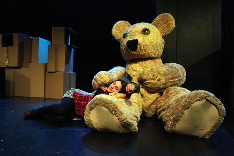 Kazalište Mala scena, Zagreb: Nina Horvat, Ružičasta sanjarica, red. Ivica Šimić