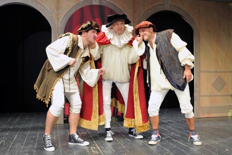 Gradsko kazalište Joza Ivakić, Vinkovci i Kazalište Virovitica: Shakespeare pir, red. Dražen Ferenčina