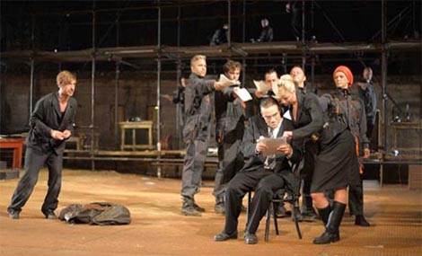 Kazaliste Ulysses, Zagreb – Brijuni / Srpsko narodno pozorište, Novi Sad: Ivo Štivičić, Shakespeare u Kremlju, red. Lenka Udovički