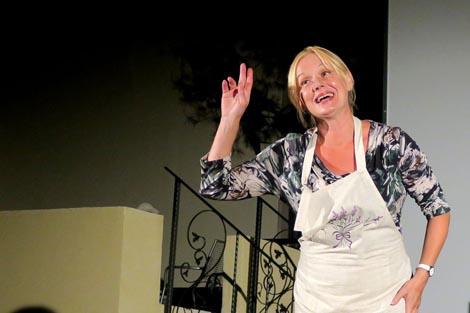 Kazališna grupa Lectirum, Zagreb: Willy Russel, Shirley Valentine, red. Zoran Mužić