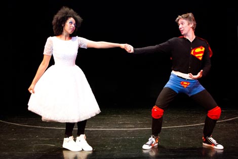 Kazališna družina Pinklec, Čakovec, Dječja i lutkarska scena HNK-a u Varaždinu: Rona Žulj, Snjeguljica mora umrijeti, red. Miran Kurspahić