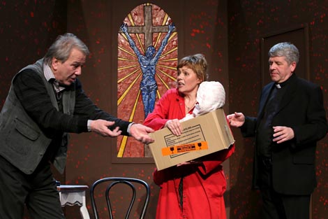 Satiričko kazalište Kerempuh, Zagreb: Mate Matišić, Svećenikova djeca, red. Mario Kovač