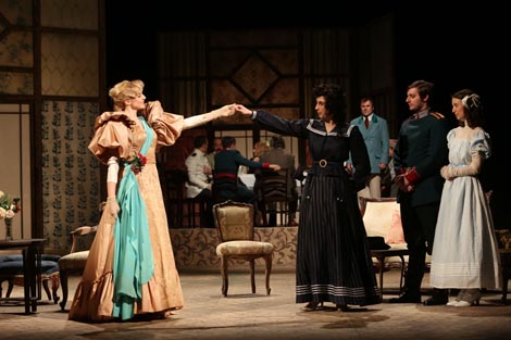 Hrvatsko narodno kazalište u Osijeku: Anton Pavlovič Čehov, Tri sestre, red. Nikola Zavišić