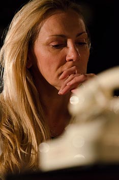 PUK – Putujuće kazalište, Scena Ribnjak, Zagreb: Miroslav Krleža, U agoniji, red. Darko Stazić, Nela Kocsis, Ozren Grabarić