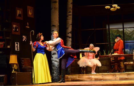 Zagrebačko gradsko kazalište Komedija: Christopher Durang, Vanja i Sonja i Maša i Picko, red Nina Kleflin