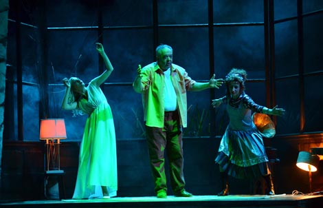 Zagrebačko gradsko kazalište Komedija: Christopher Durang, Vanja i Sonja i Maša i Picko, red Nina Kleflin