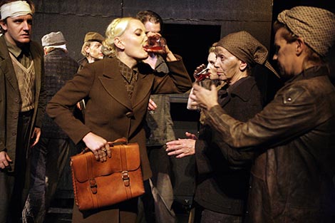 Mestno gledališče ljubljansko, Heiner Müller, Ženska komedija (Komedija z ženskami), red. Ivica Buljan